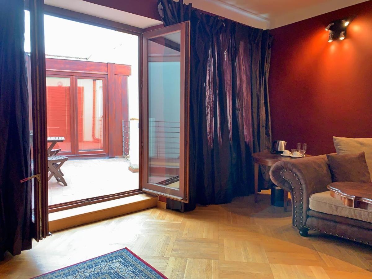 Small Luxury Palace Residence Prague Exterior photo
