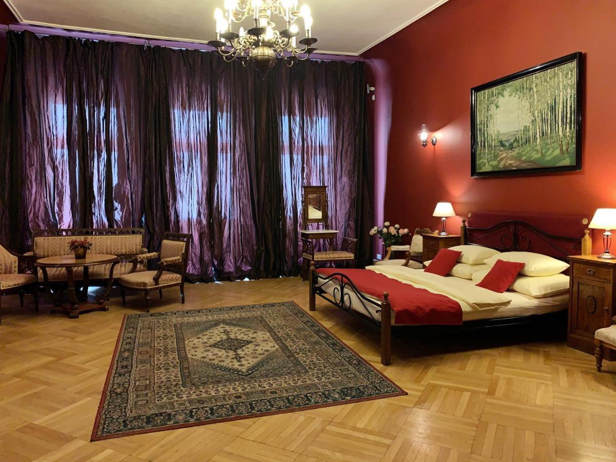 Small Luxury Palace Residence Prague Exterior photo