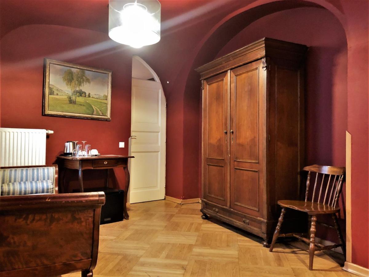 Small Luxury Palace Residence Prague Exterior photo
